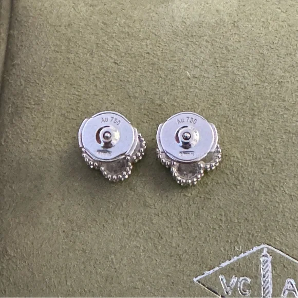 Van Cleef and Arpels Sweet Alhambra Earstuds Turquoise - Picture 6 of 10